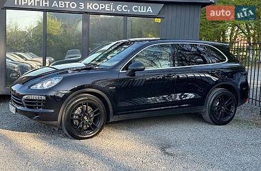 Внедорожник / Кроссовер Porsche Cayenne 2013 в Хмельницком