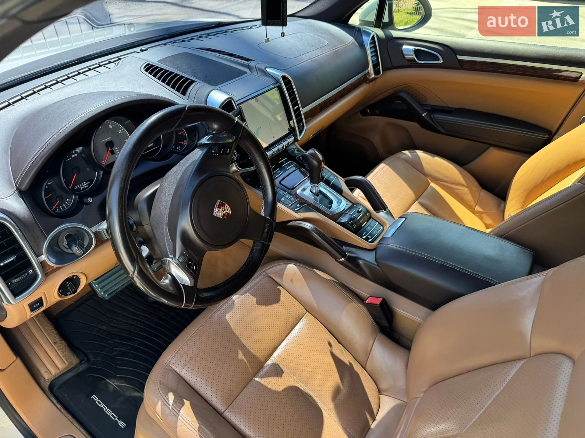 2010 Porsche Cayenne - мініатюра 9