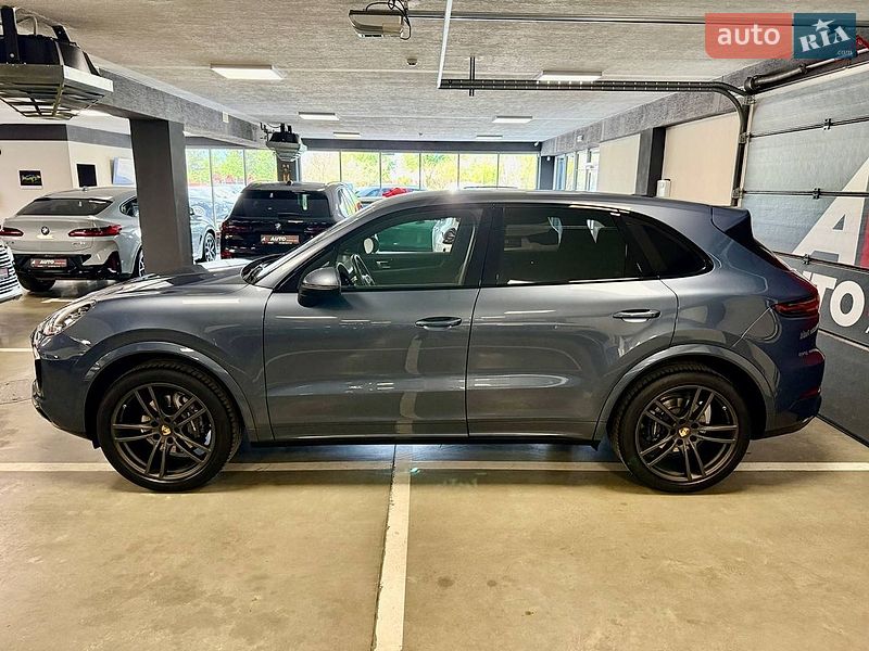 Внедорожник / Кроссовер Porsche Cayenne 2018 в Львове
