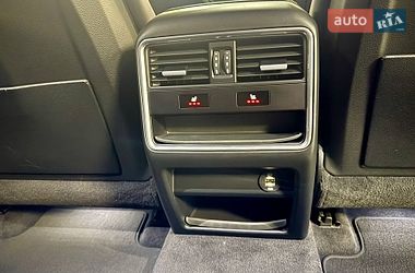 Внедорожник / Кроссовер Porsche Cayenne 2018 в Львове