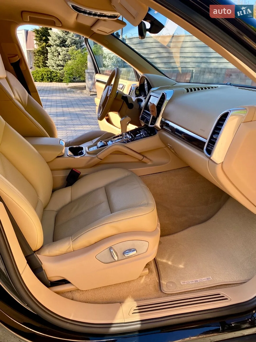 2012 Porsche Cayenne - мініатюра 11