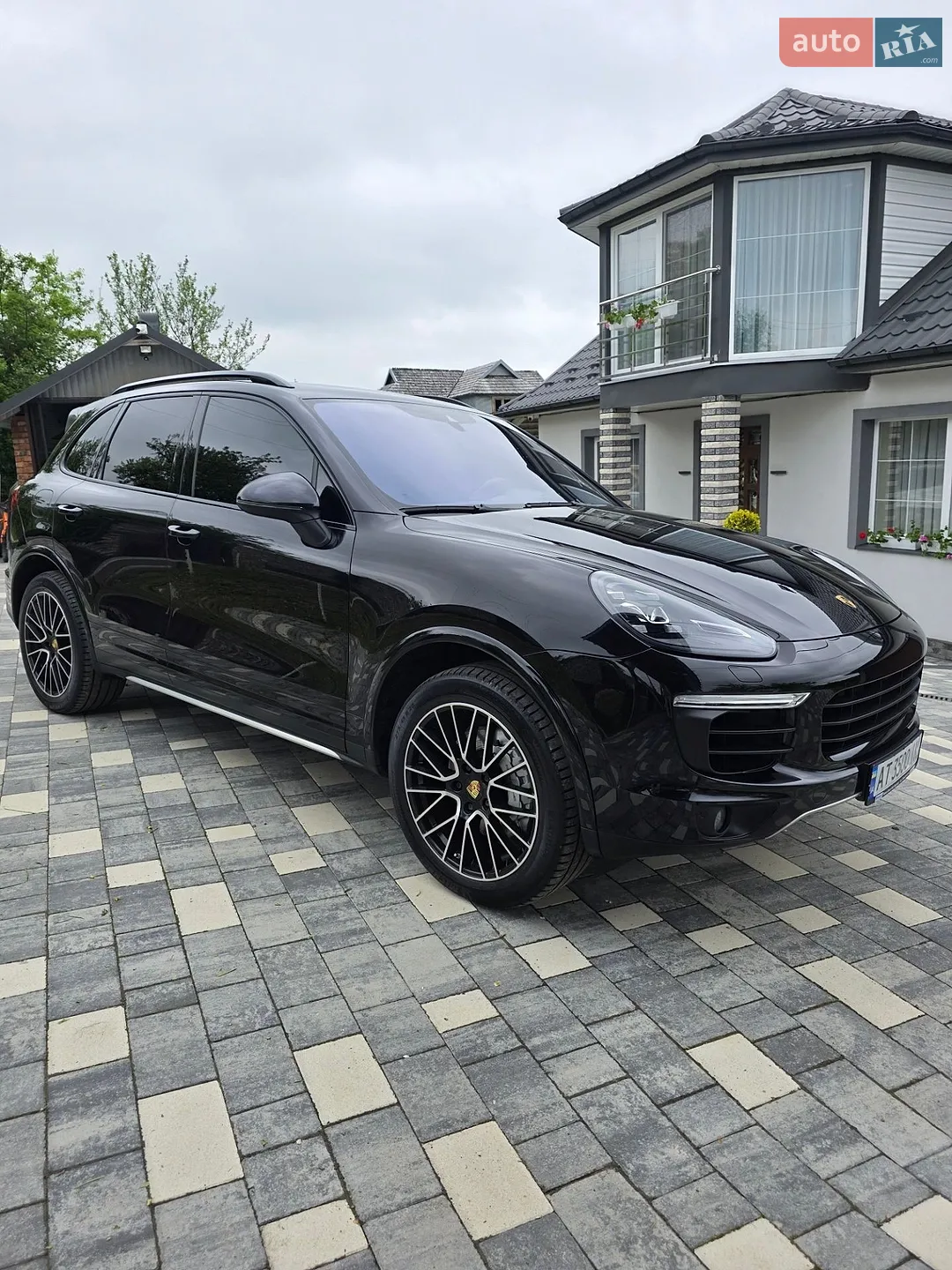 2015 Porsche Cayenne - мініатюра 14