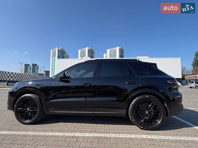 Позашляховик / Кросовер Porsche Cayenne 2024 в Одесі