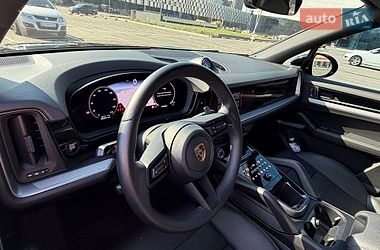 Позашляховик / Кросовер Porsche Cayenne 2024 в Одесі