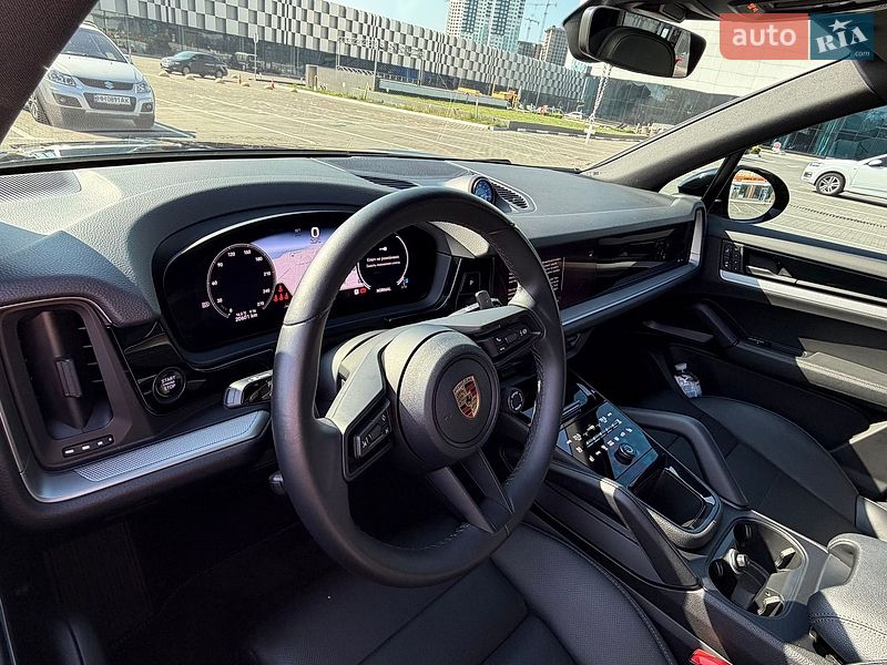Позашляховик / Кросовер Porsche Cayenne 2024 в Одесі