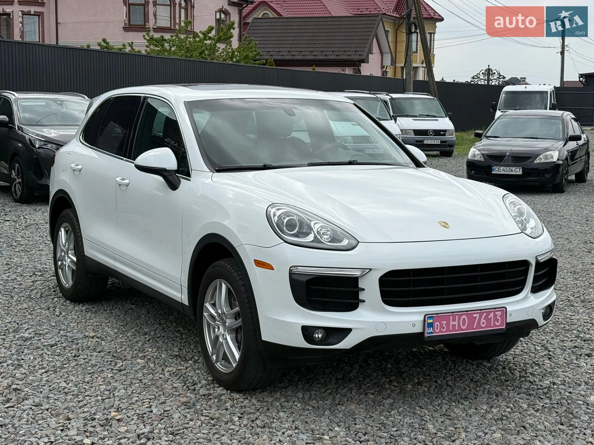 2015 Porsche Cayenne - мініатюра 4