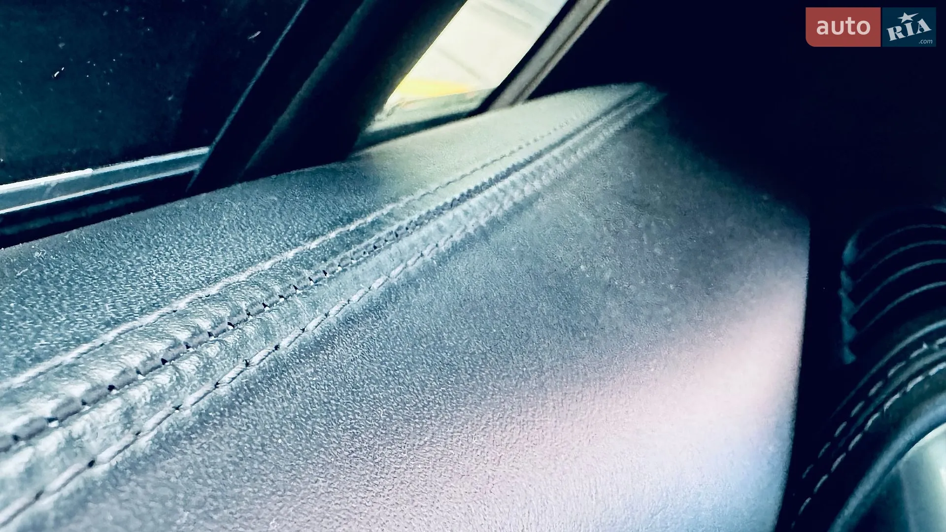 2010 Porsche Cayenne - мініатюра 149
