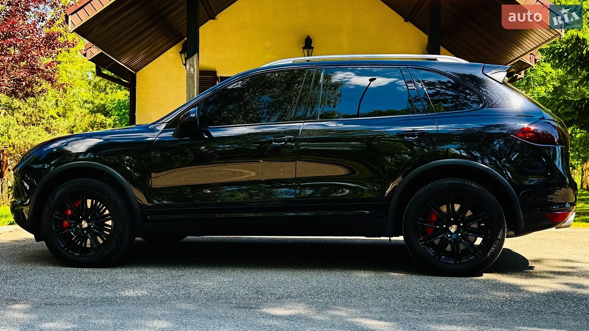2010 Porsche Cayenne - мініатюра 205