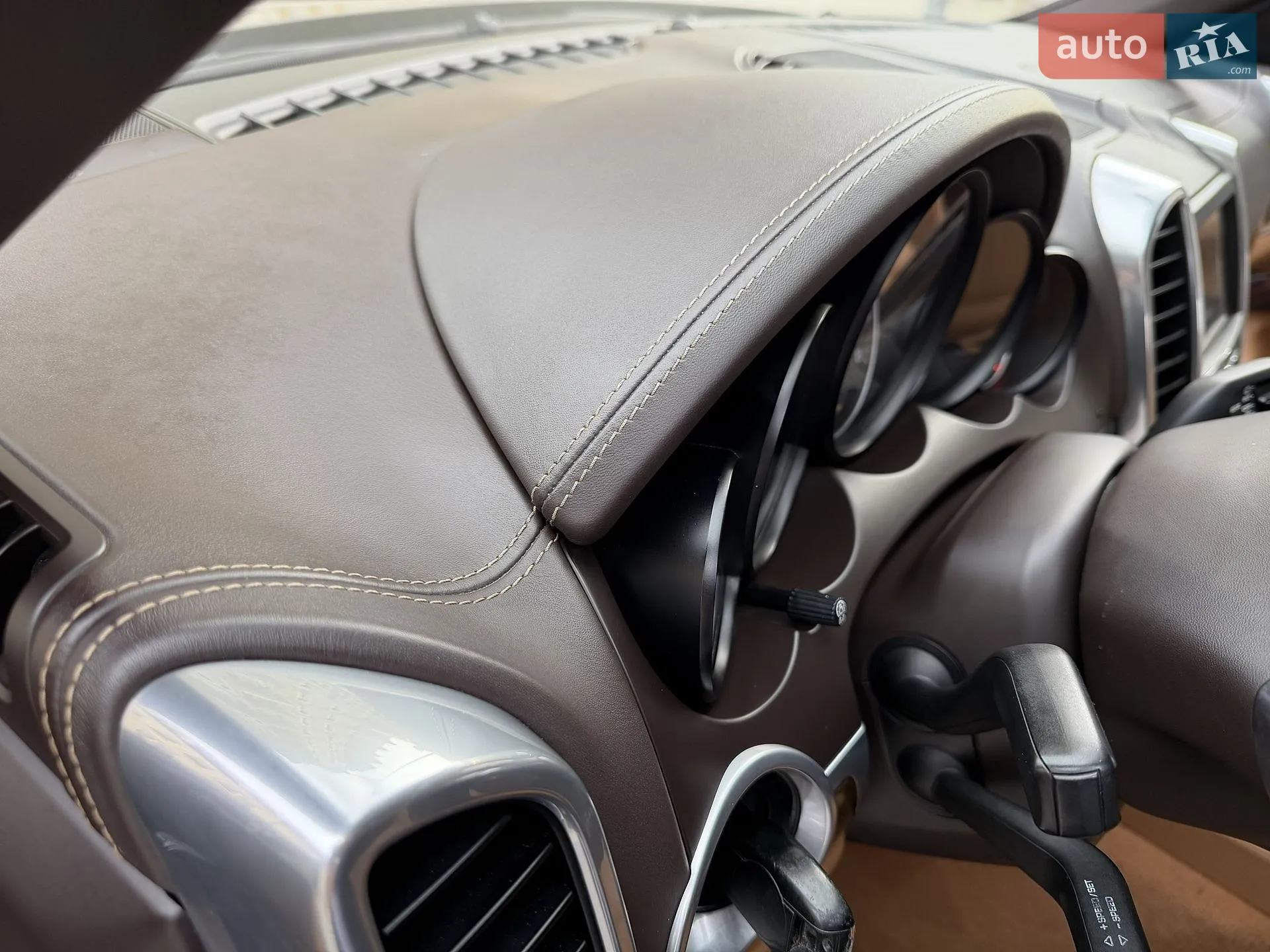 2011 Porsche Cayenne - мініатюра 46
