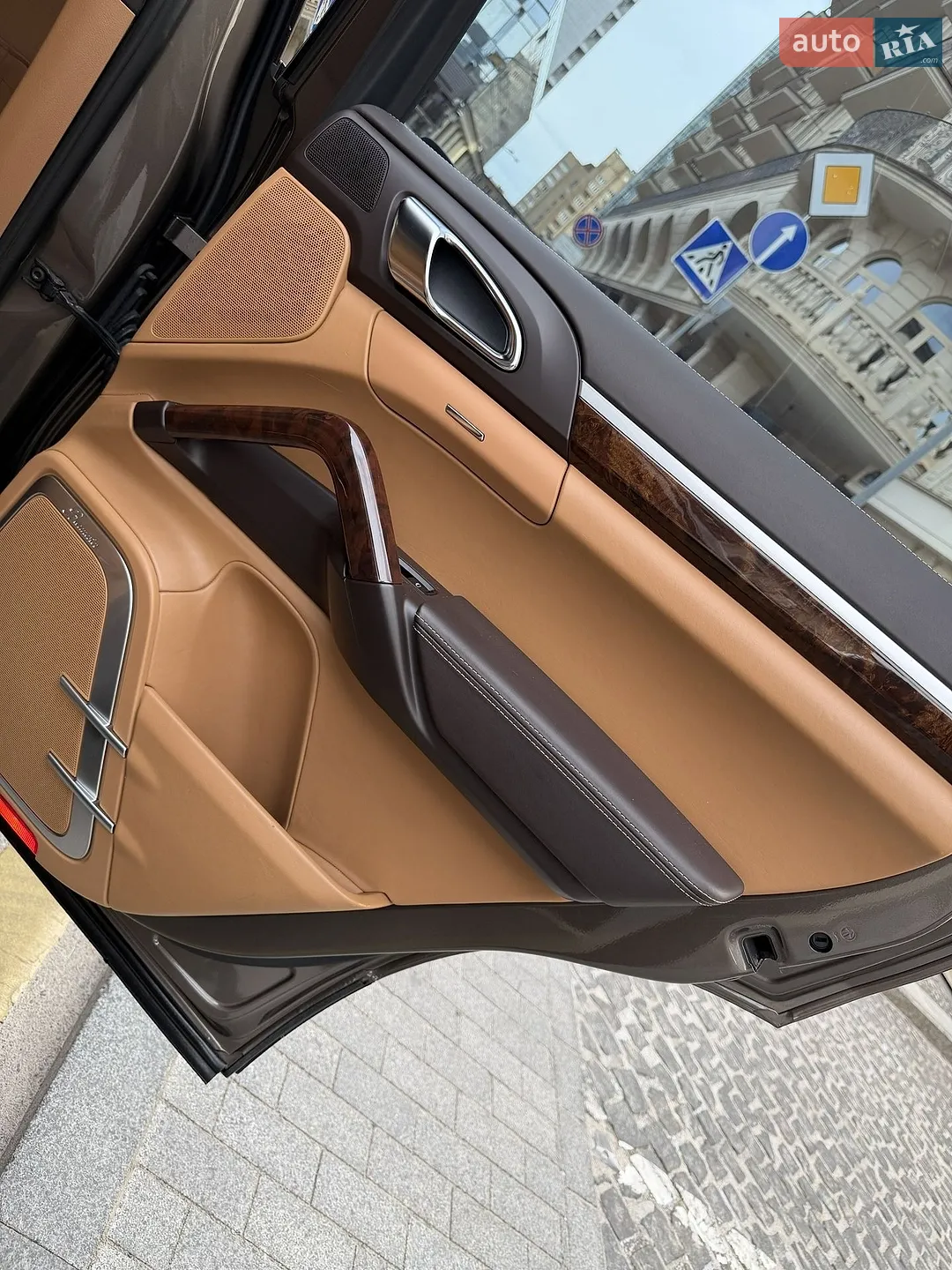 2011 Porsche Cayenne - мініатюра 77