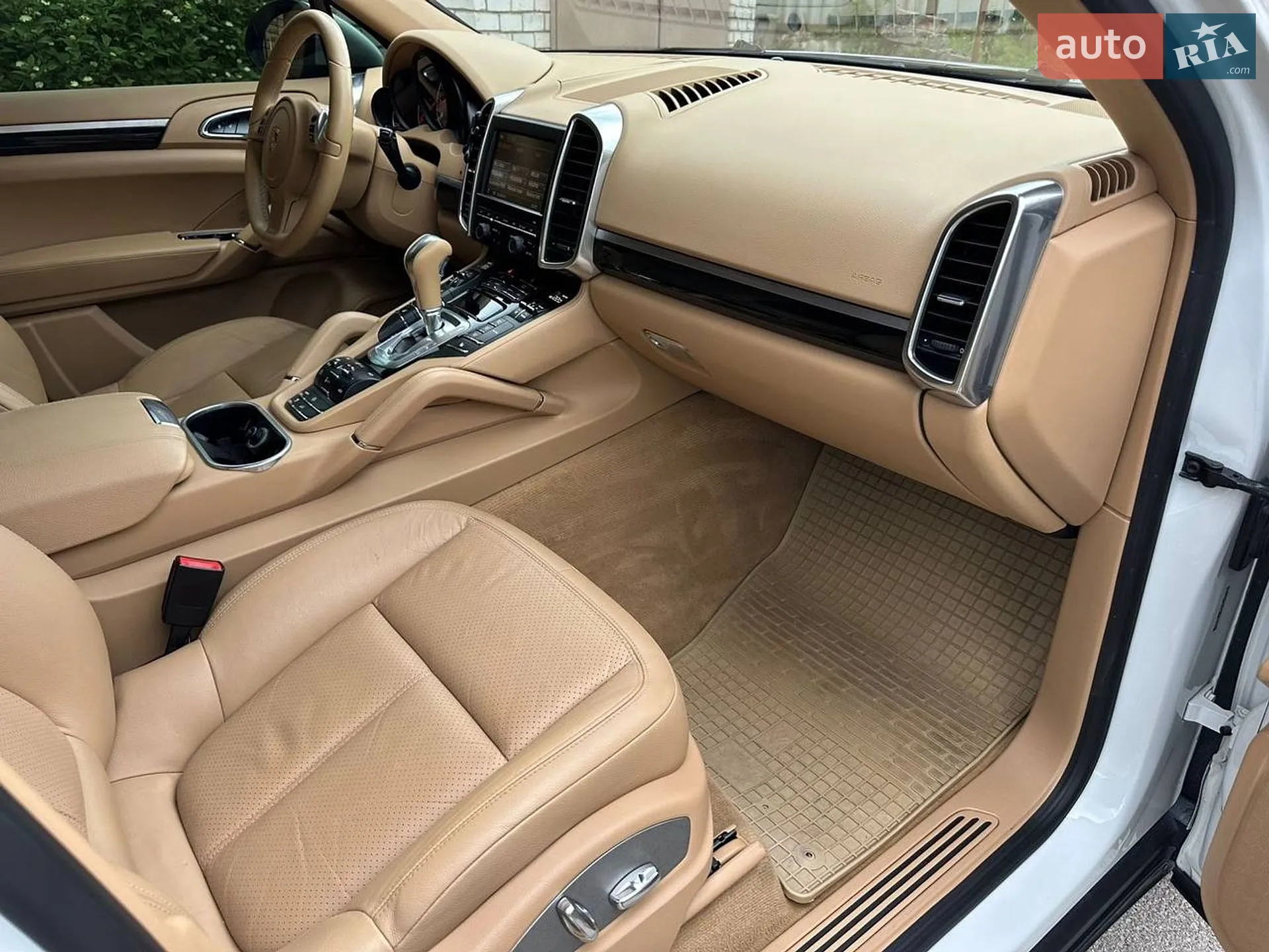 2013 Porsche Cayenne - мініатюра 17