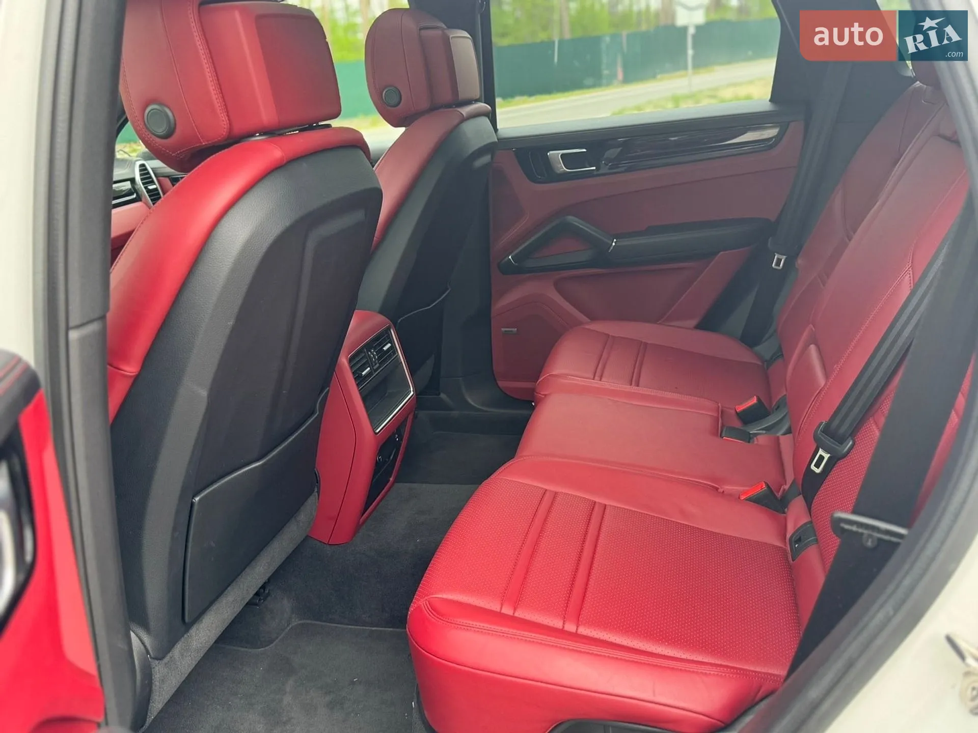 2021 Porsche Cayenne - мініатюра 15