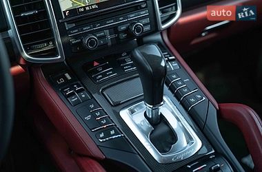 Внедорожник / Кроссовер Porsche Cayenne 2014 в Черновцах