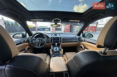 Внедорожник / Кроссовер Porsche Cayenne 2017 в Львове