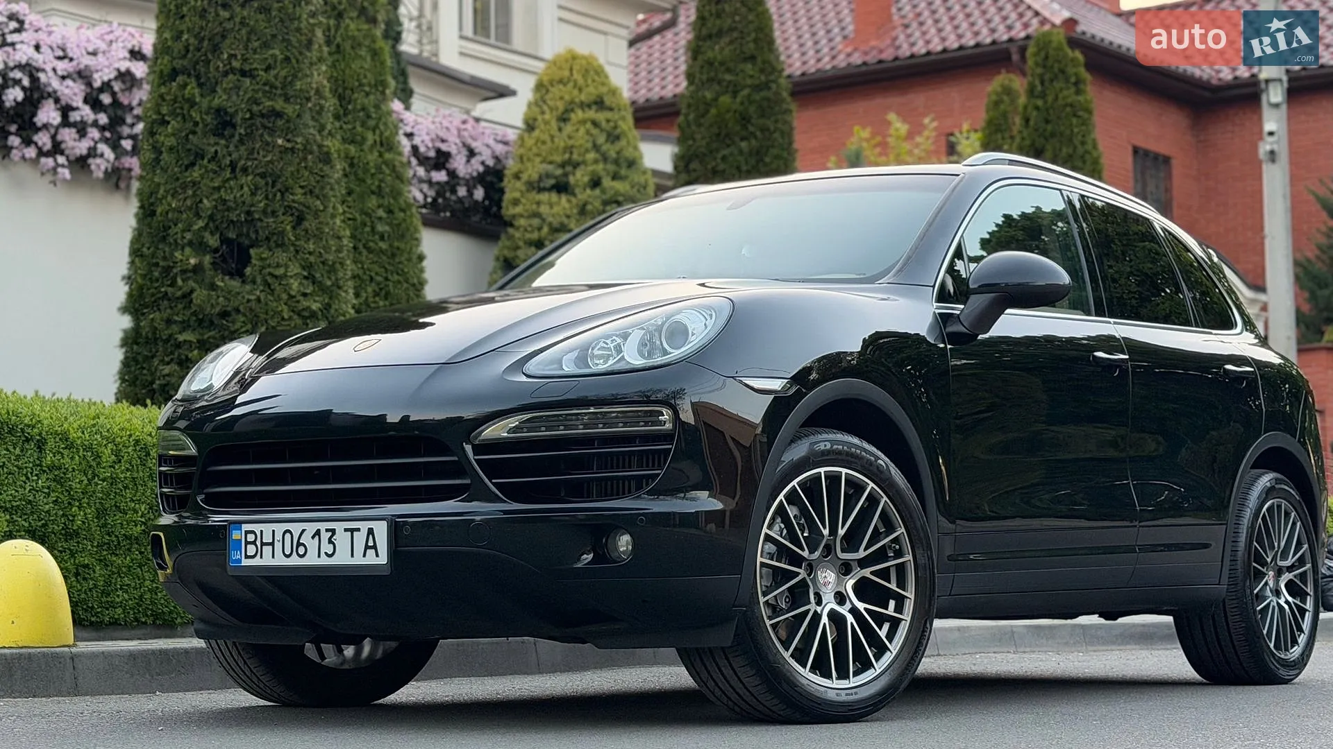 2011 Porsche Cayenne - мініатюра 3