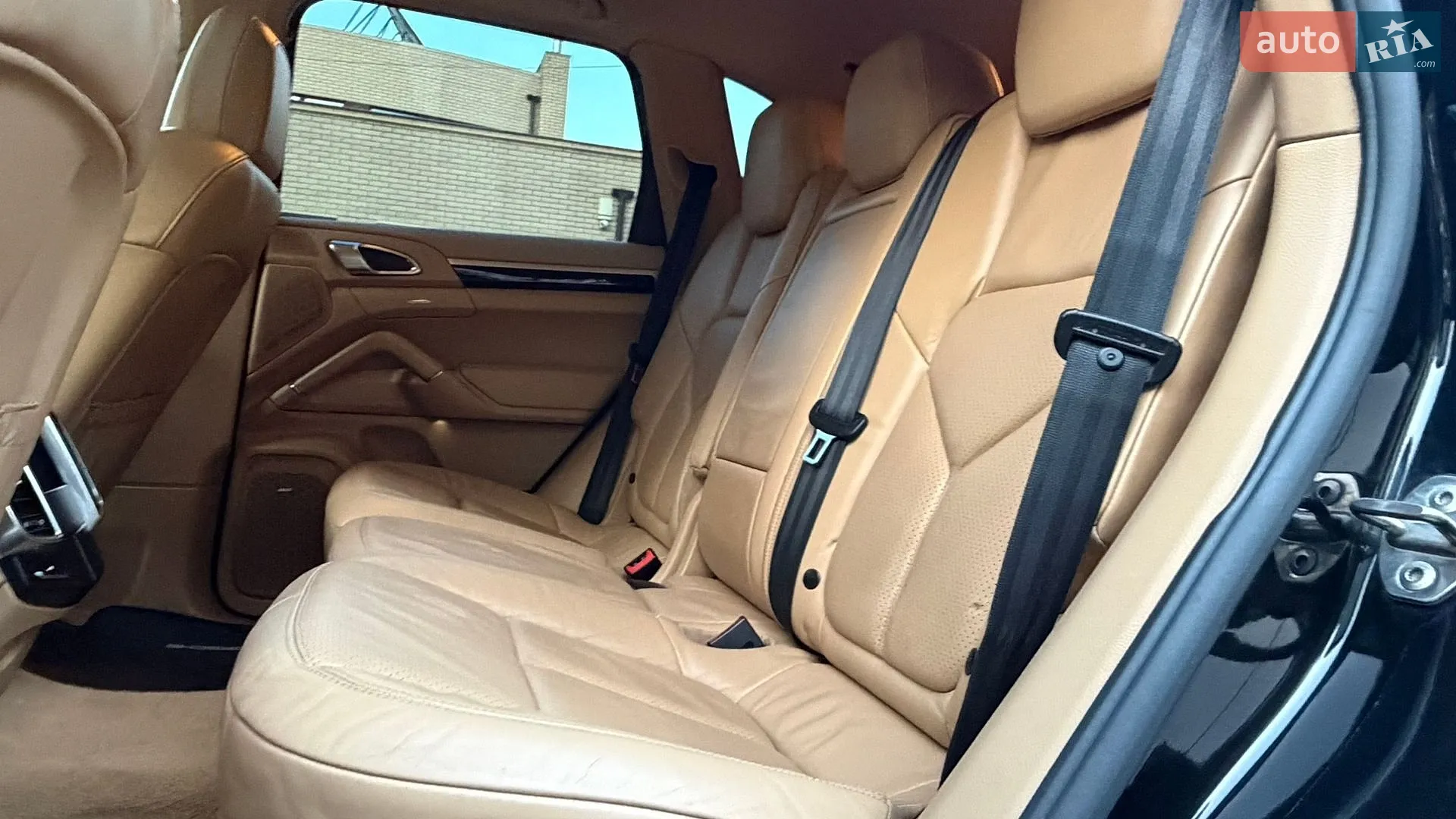 2011 Porsche Cayenne - мініатюра 35