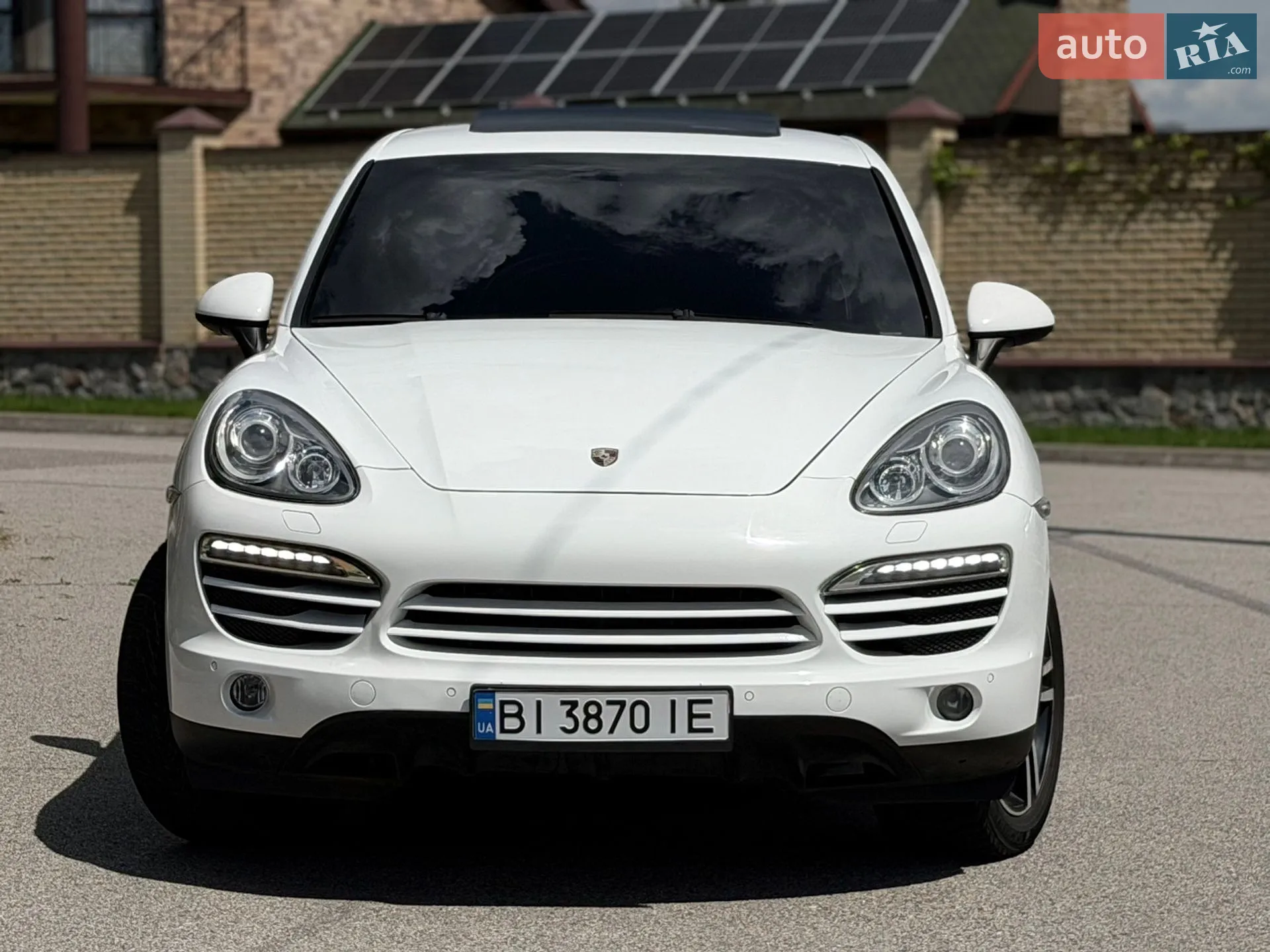 2012 Porsche Cayenne - мініатюра 2
