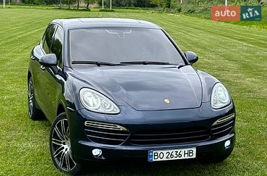 Внедорожник / Кроссовер Porsche Cayenne 2011 в Тернополе