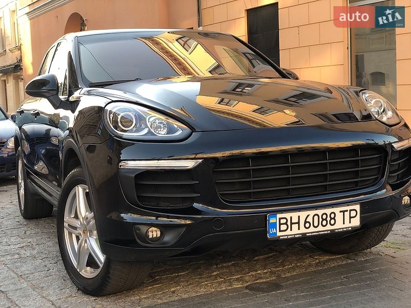 Внедорожник / Кроссовер Porsche Cayenne 2015 в Одессе