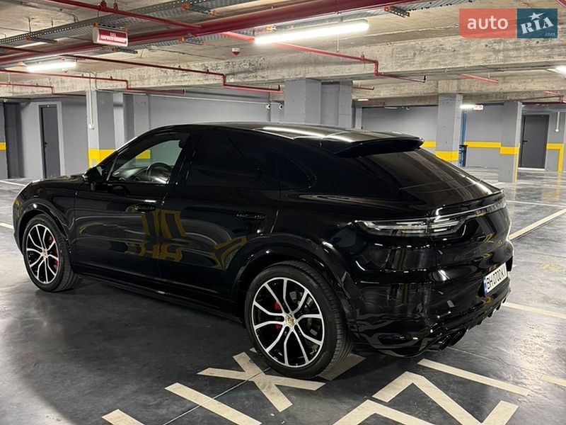 Внедорожник / Кроссовер Porsche Cayenne 2019 в Одессе