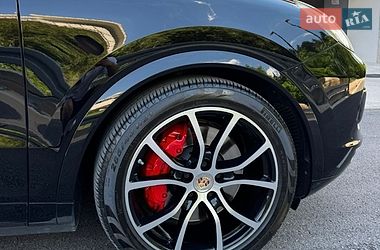 Внедорожник / Кроссовер Porsche Cayenne 2019 в Одессе