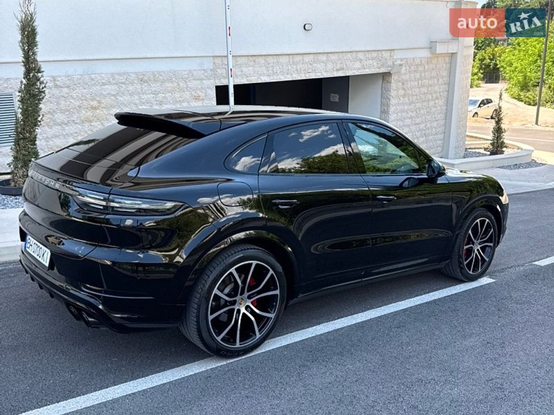 Внедорожник / Кроссовер Porsche Cayenne 2019 в Одессе