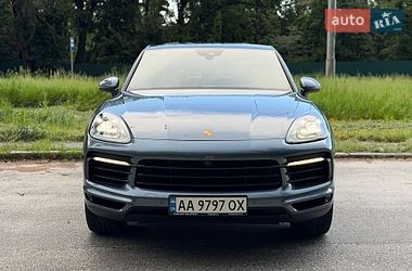 Внедорожник / Кроссовер Porsche Cayenne 2020 в Киеве