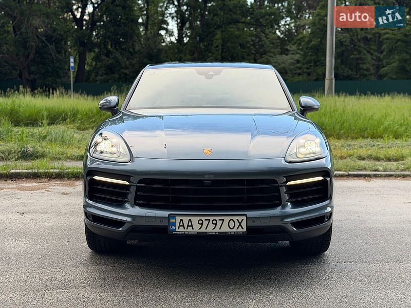 Внедорожник / Кроссовер Porsche Cayenne 2020 в Киеве
