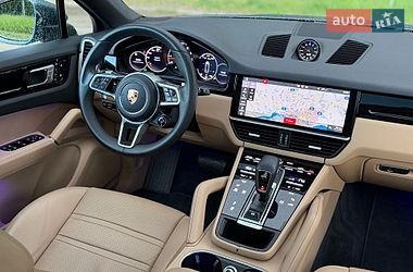Внедорожник / Кроссовер Porsche Cayenne 2020 в Киеве