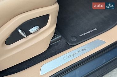 Внедорожник / Кроссовер Porsche Cayenne 2020 в Киеве