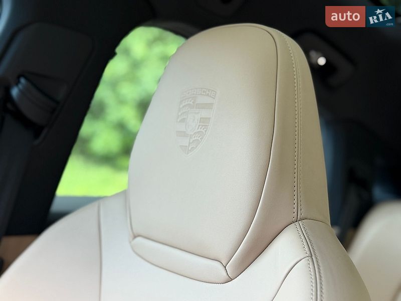 Внедорожник / Кроссовер Porsche Cayenne 2020 в Киеве