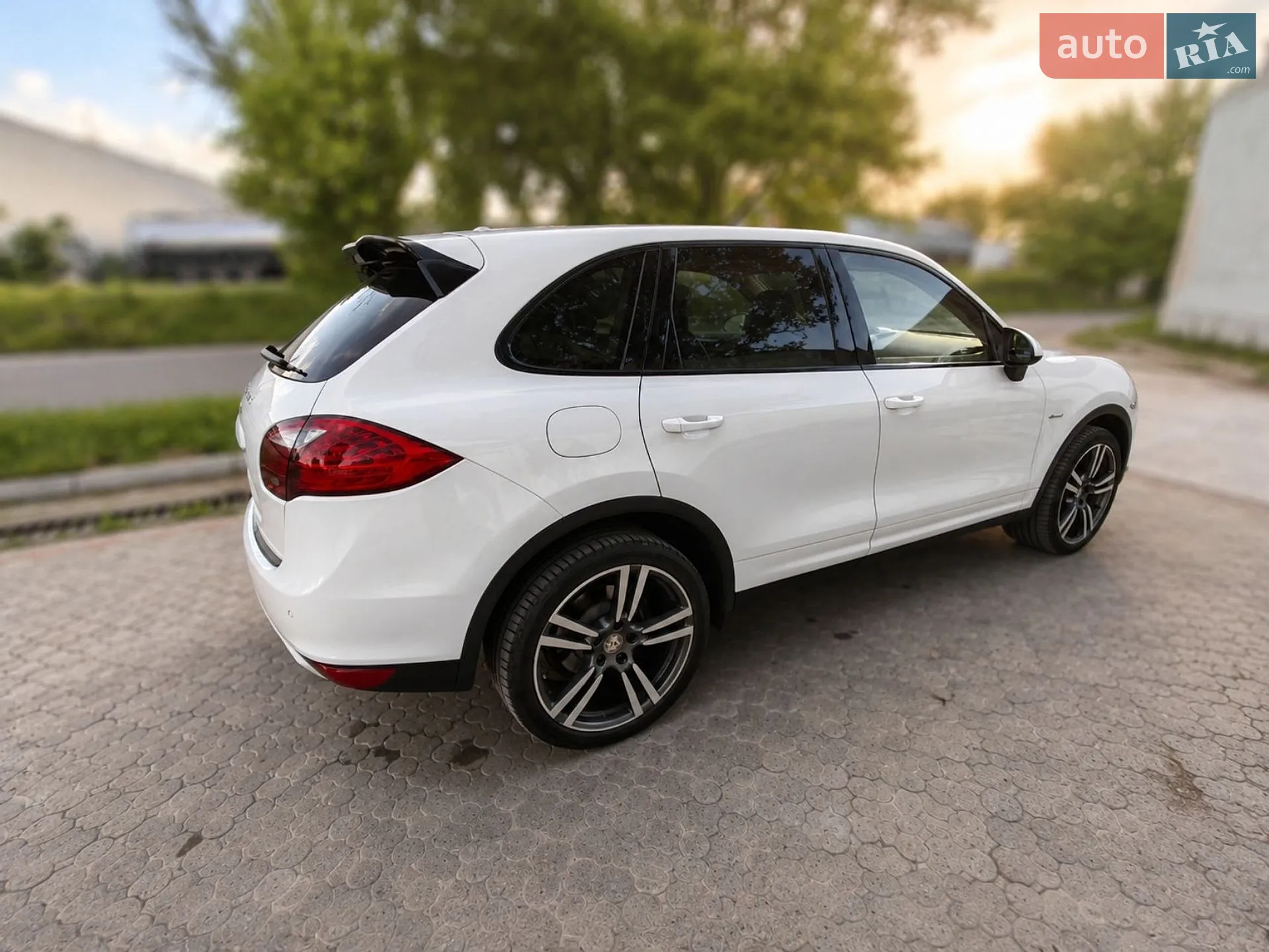2013 Porsche Cayenne - мініатюра 17