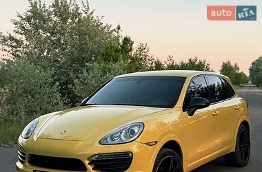 Внедорожник / Кроссовер Porsche Cayenne 2012 в Ровно