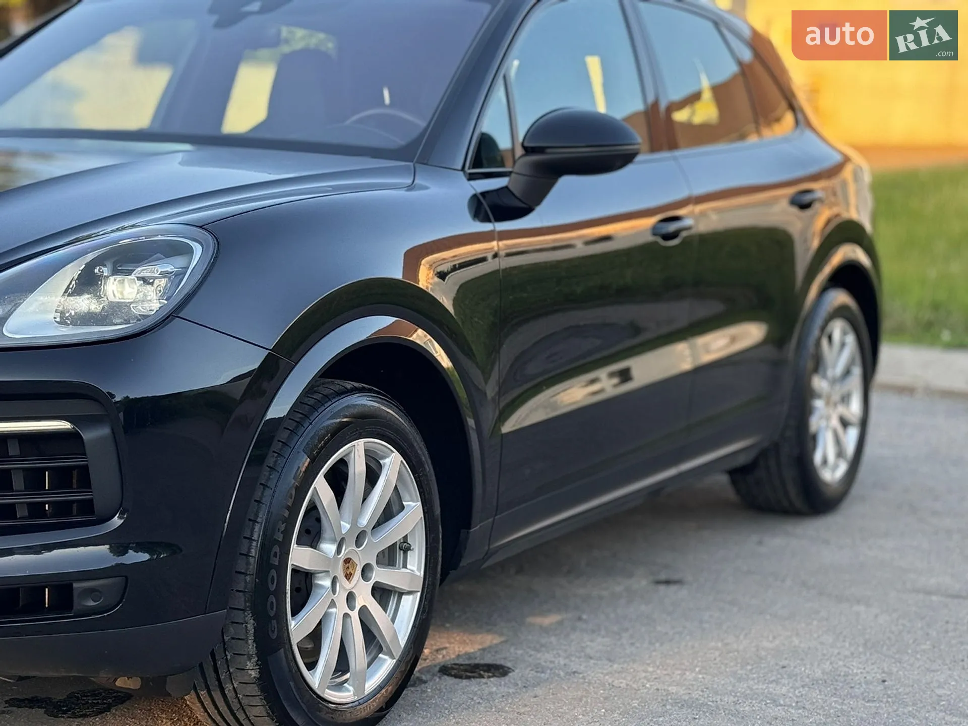 2019 Porsche Cayenne - мініатюра 21