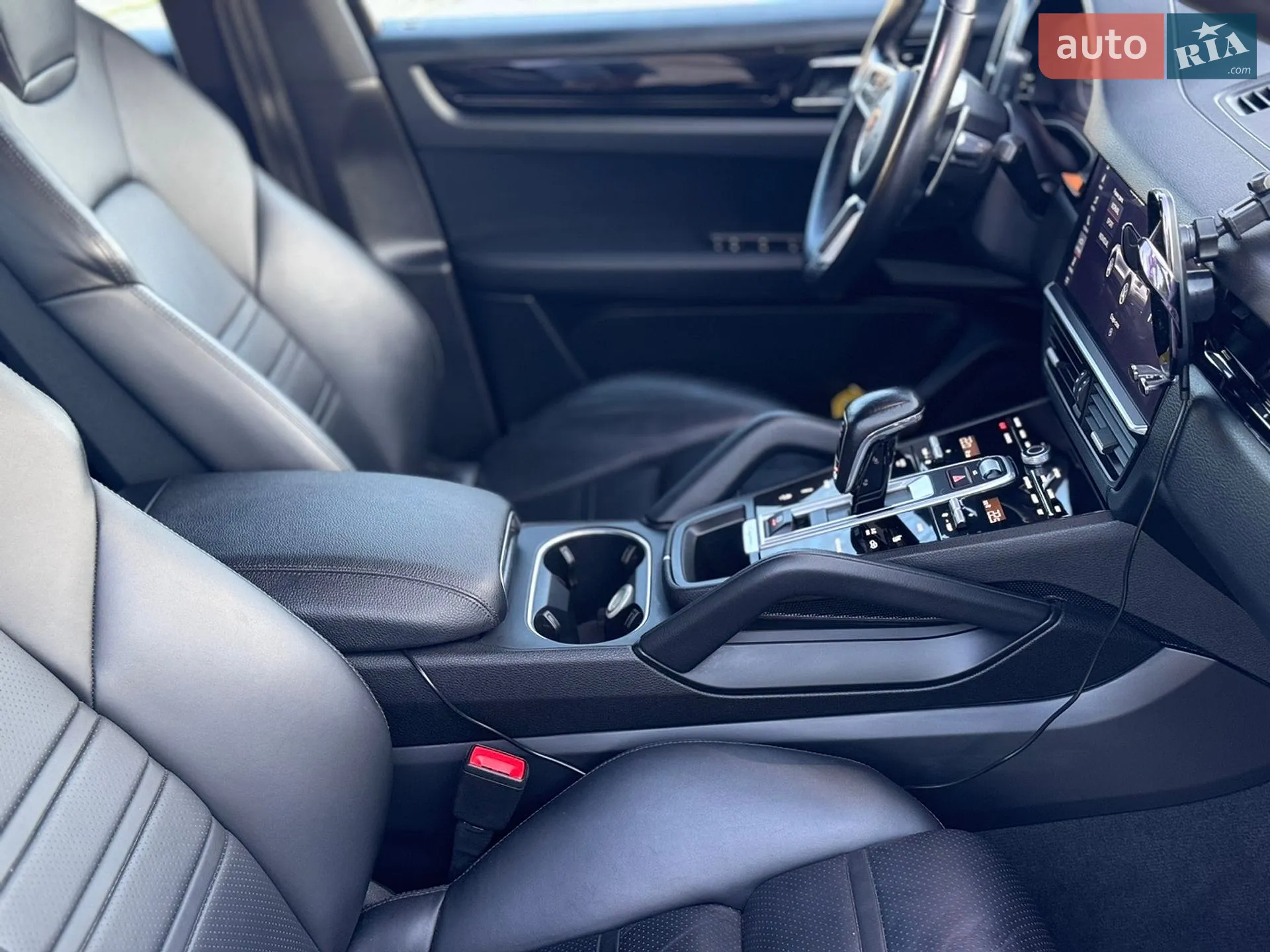 2019 Porsche Cayenne - мініатюра 39