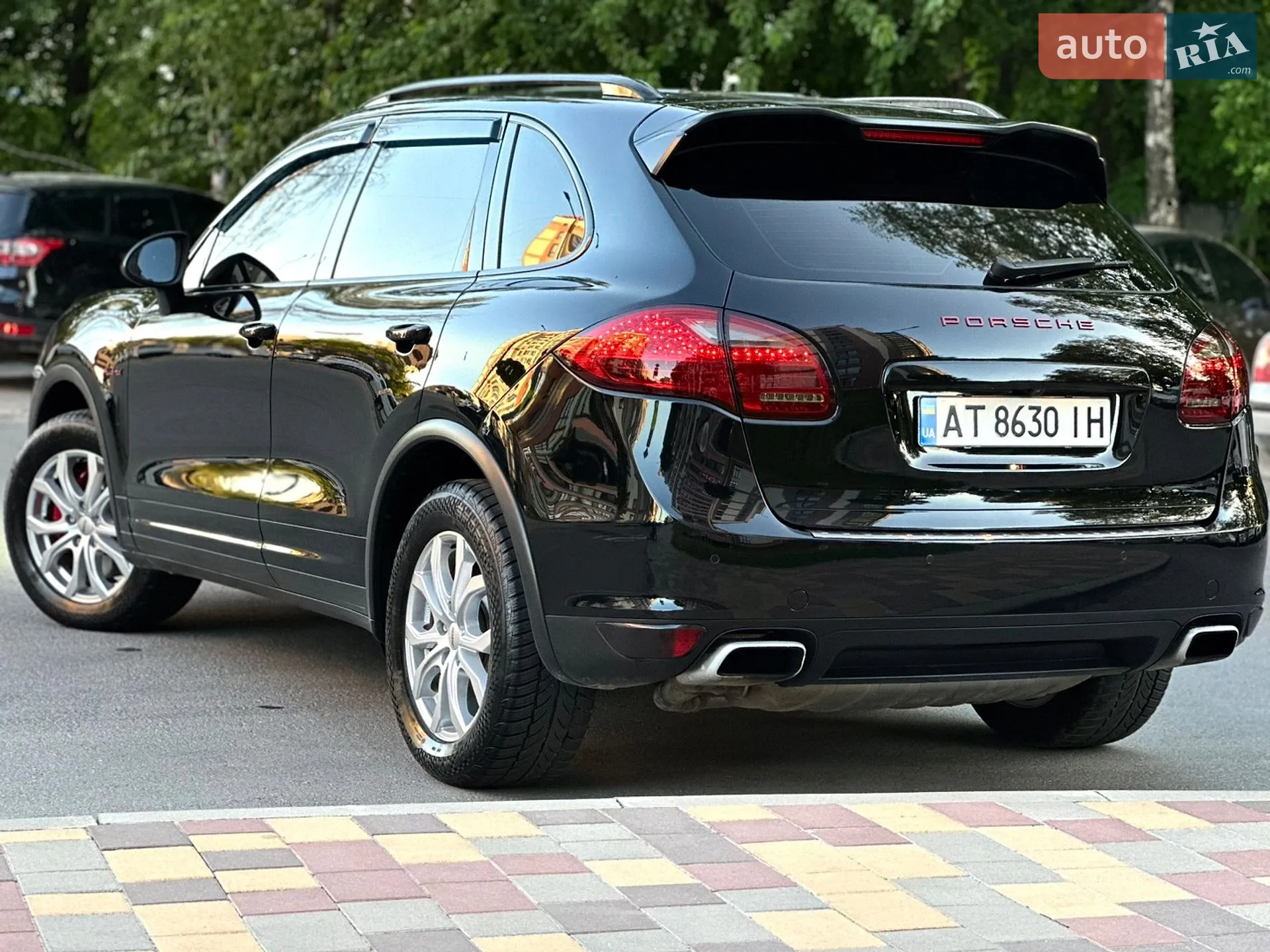 2011 Porsche Cayenne - мініатюра 10