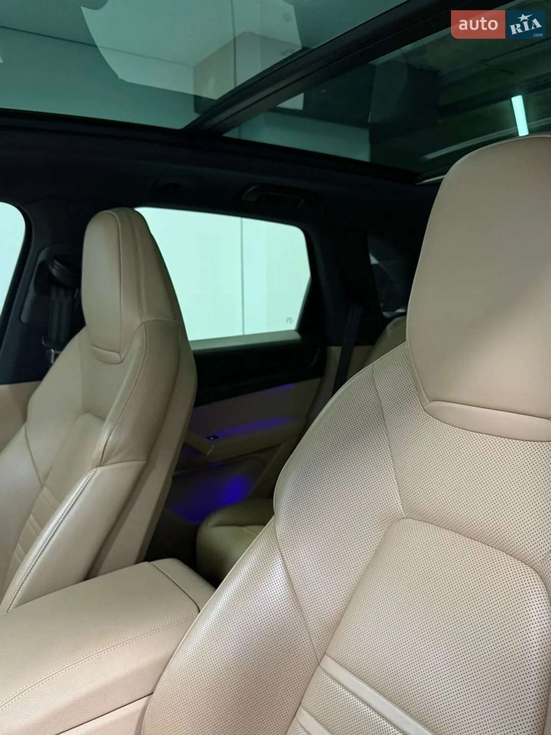 2018 Porsche Cayenne - мініатюра 16
