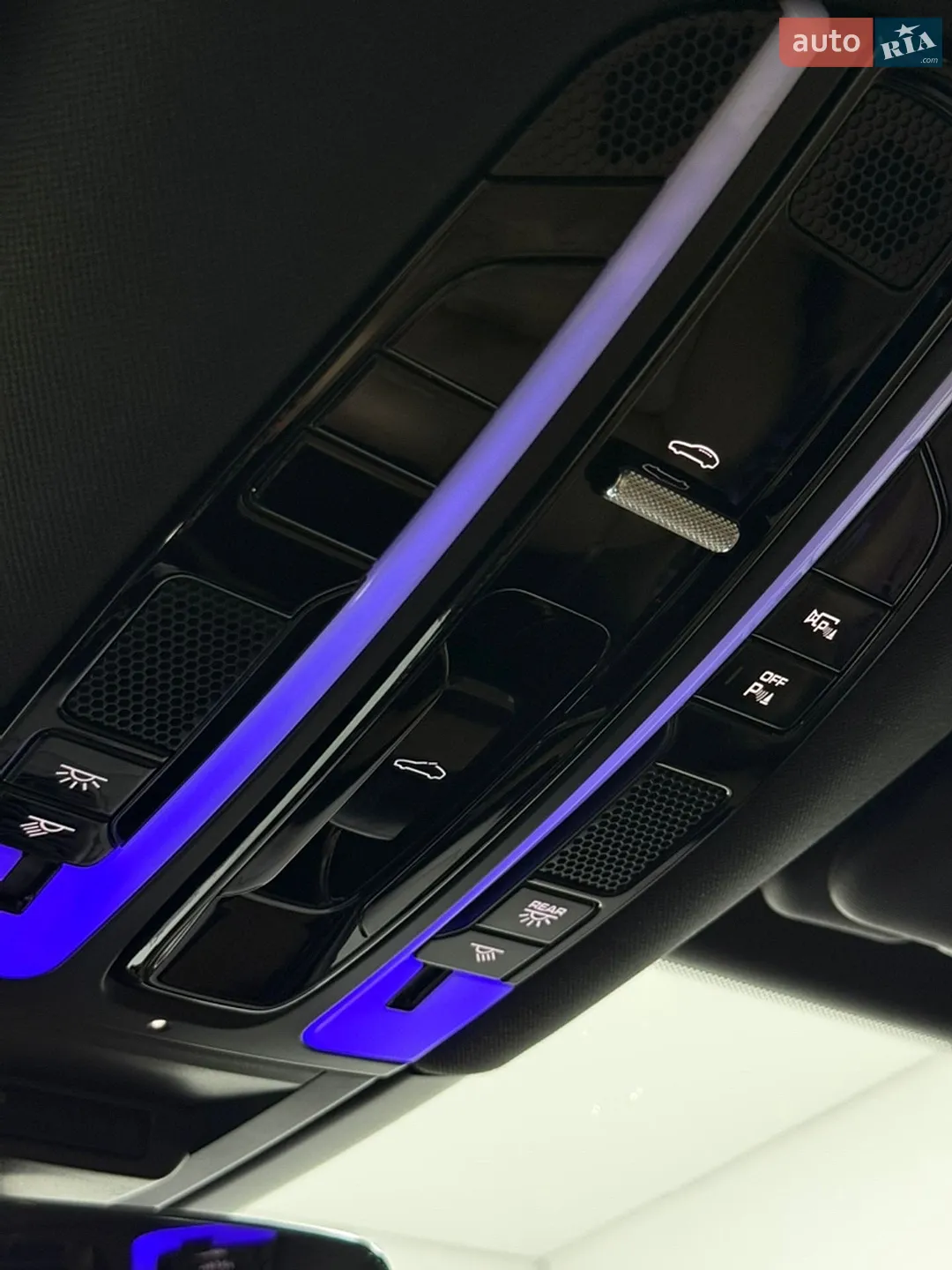 2018 Porsche Cayenne - мініатюра 24