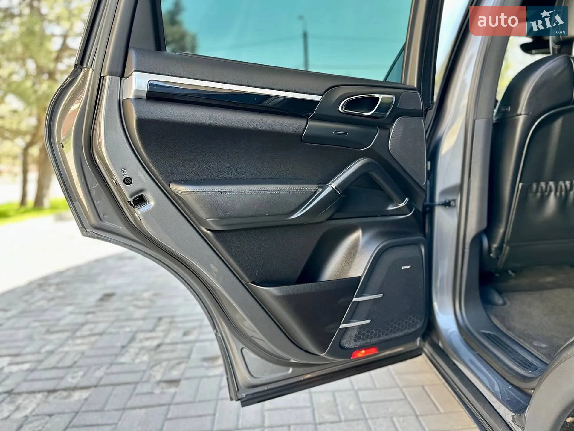 2013 Porsche Cayenne - мініатюра 13