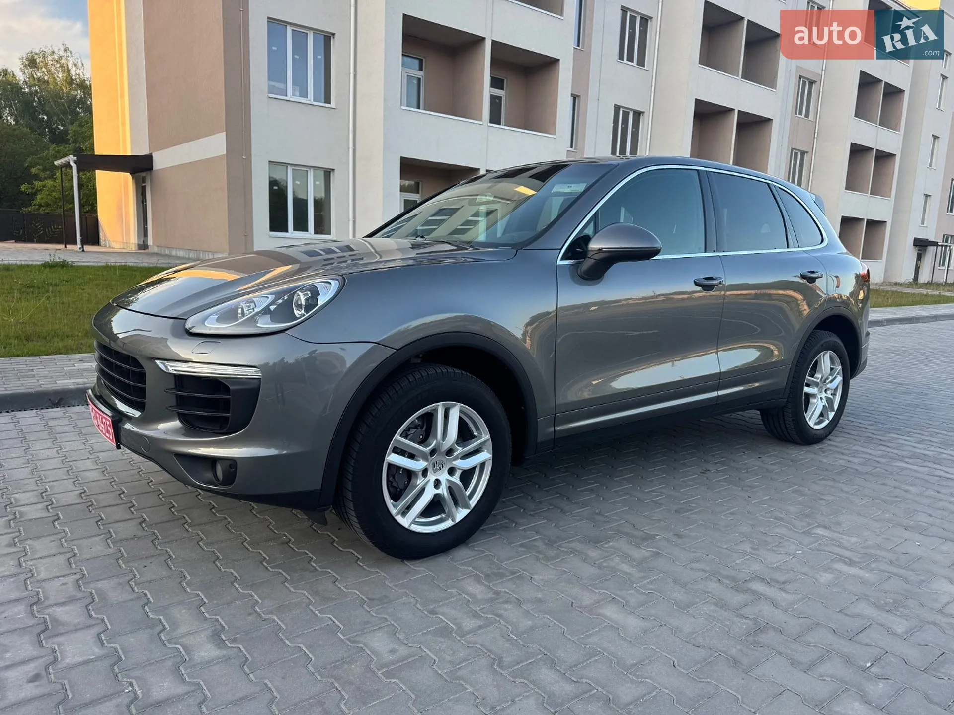 2016 Porsche Cayenne - мініатюра 15