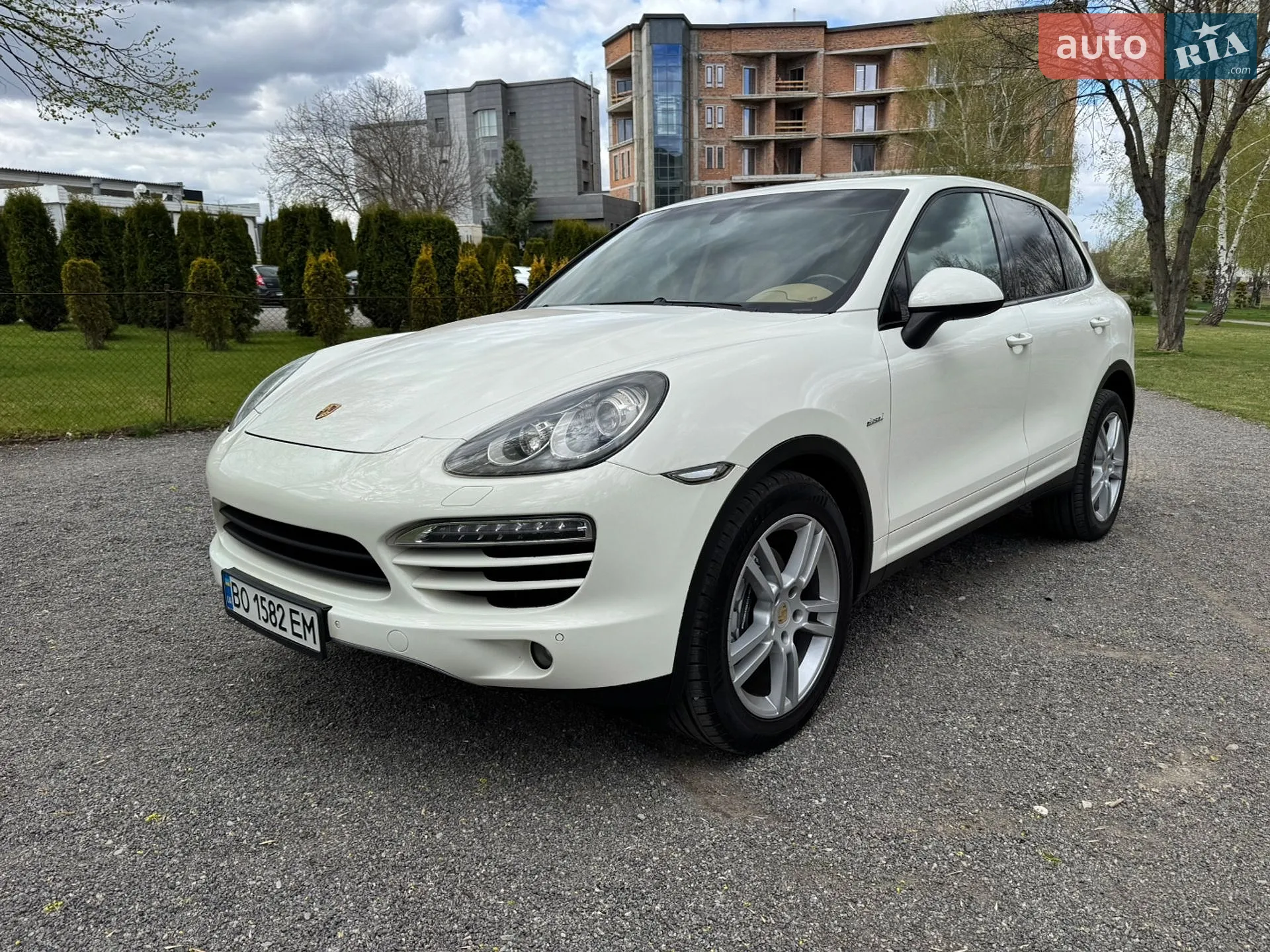 2011 Porsche Cayenne - мініатюра 4