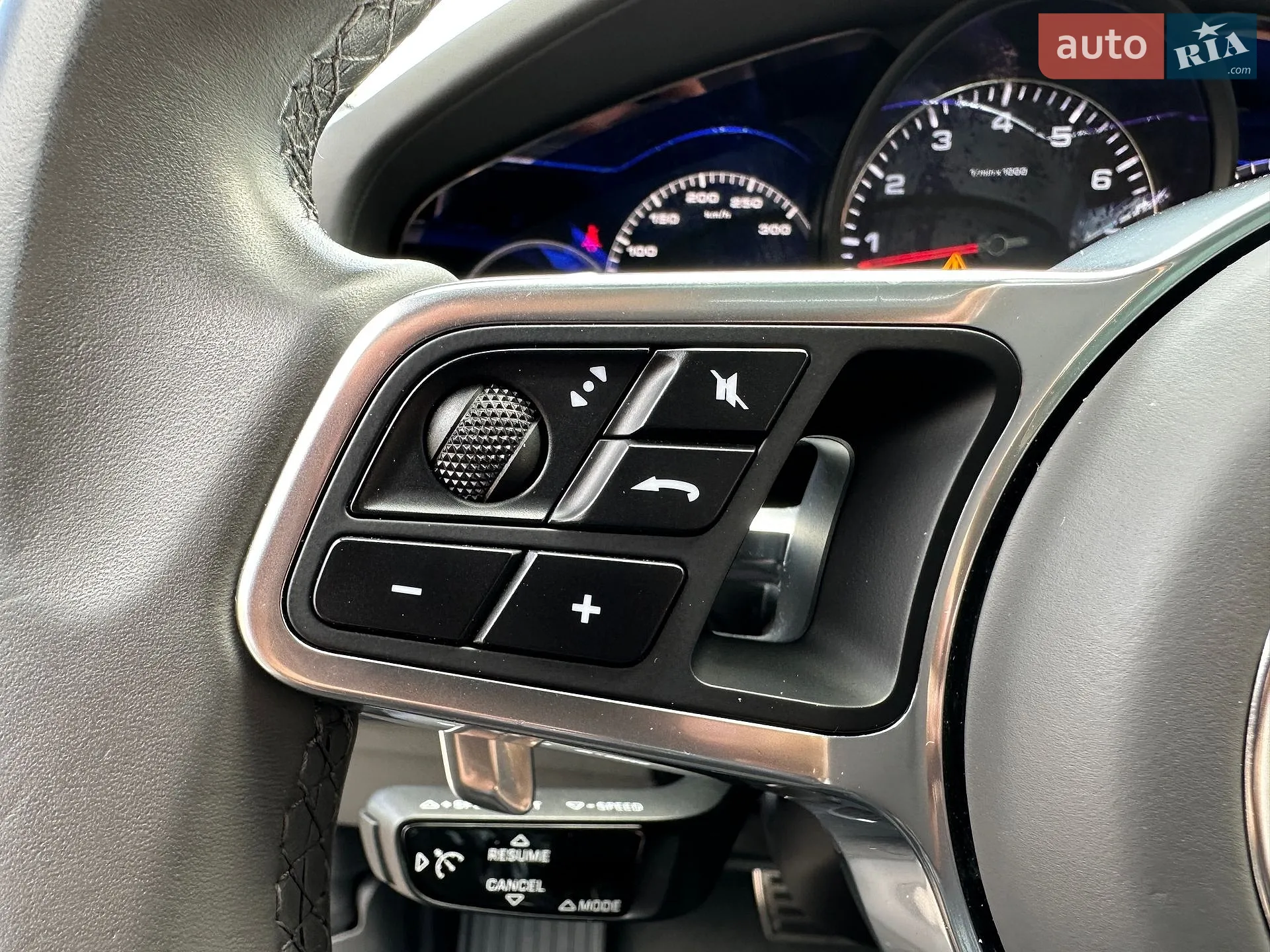 2018 Porsche Cayenne - мініатюра 35