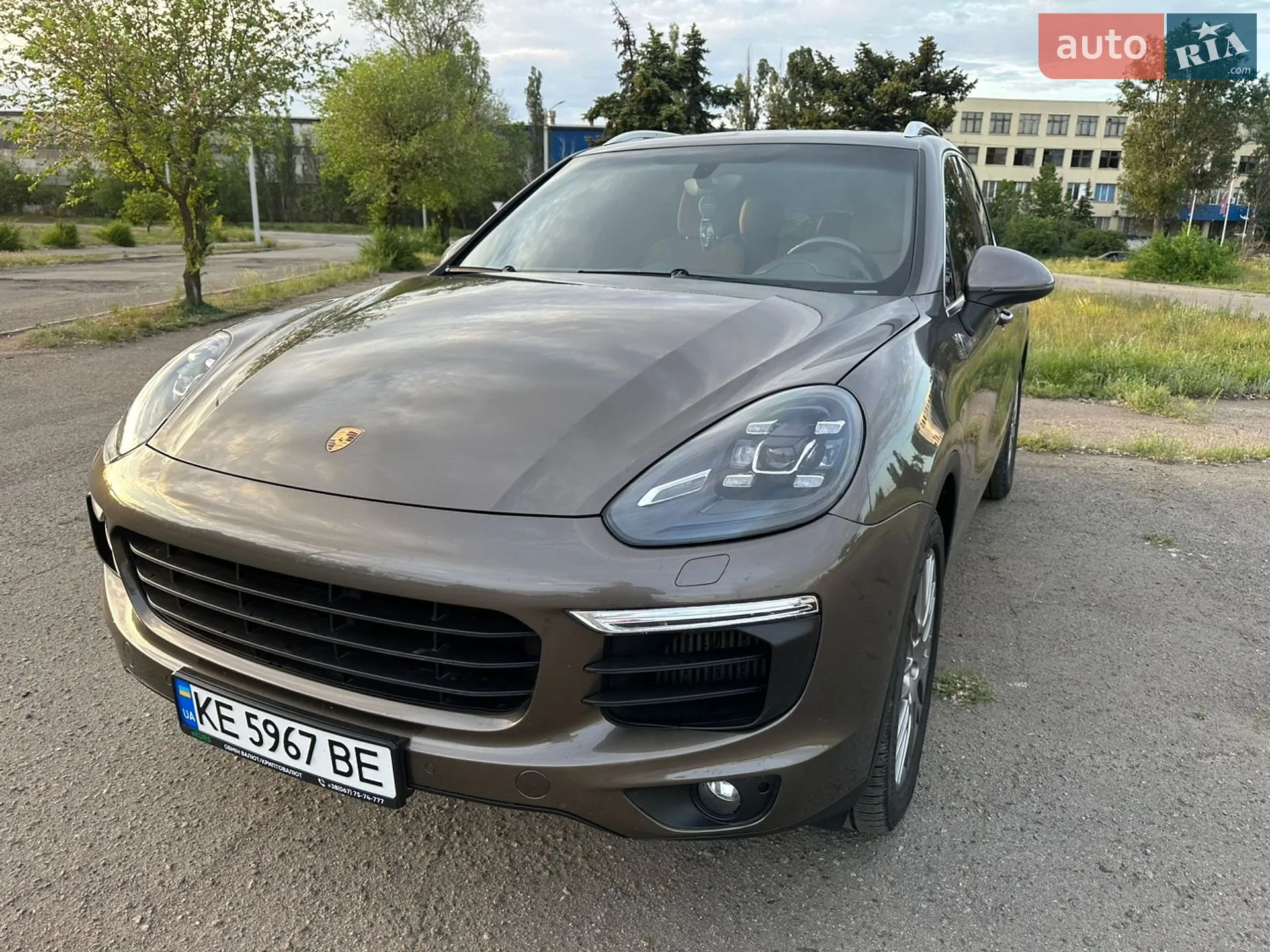 2016 Porsche Cayenne - мініатюра 18
