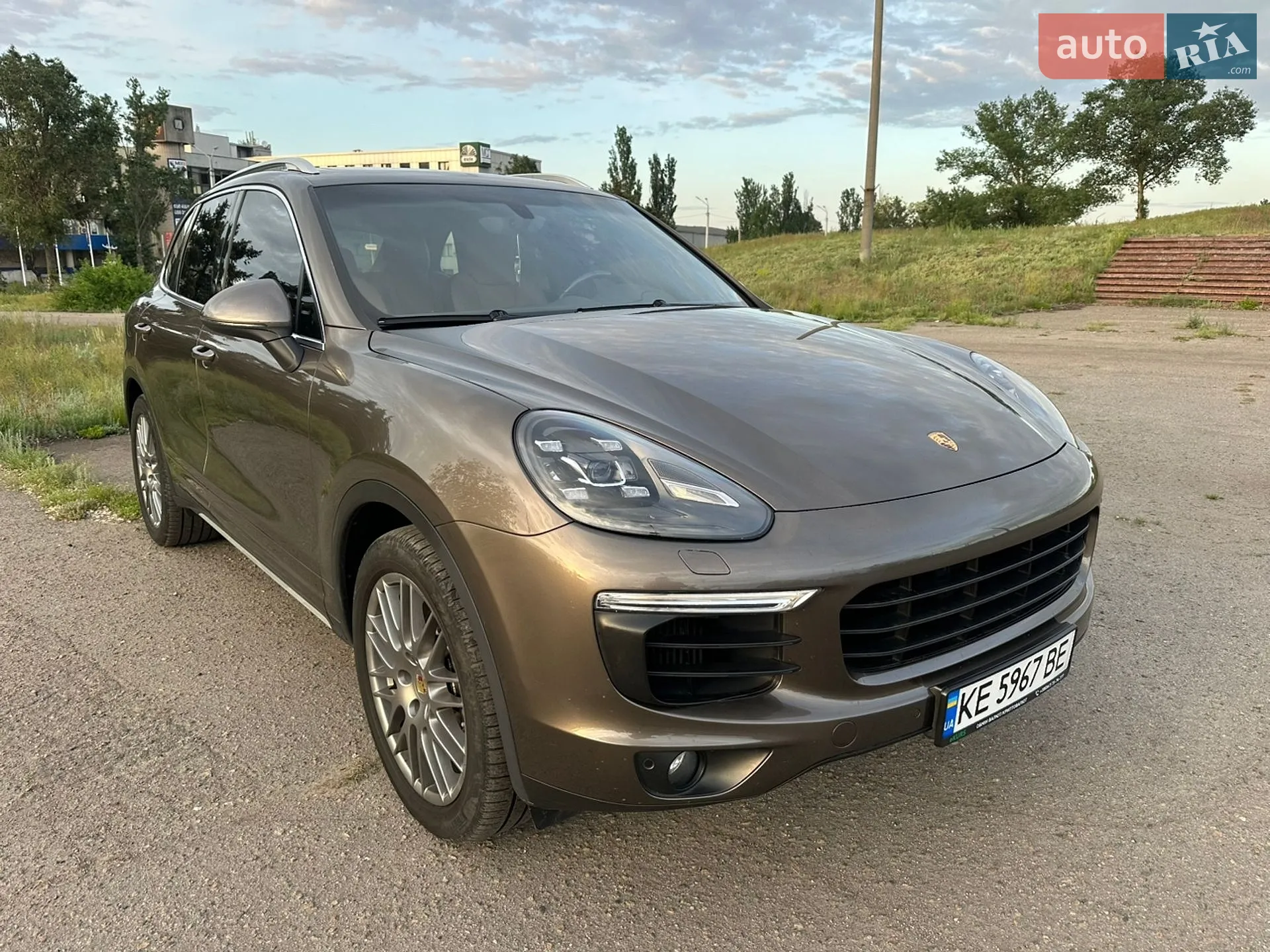 2016 Porsche Cayenne - мініатюра 31