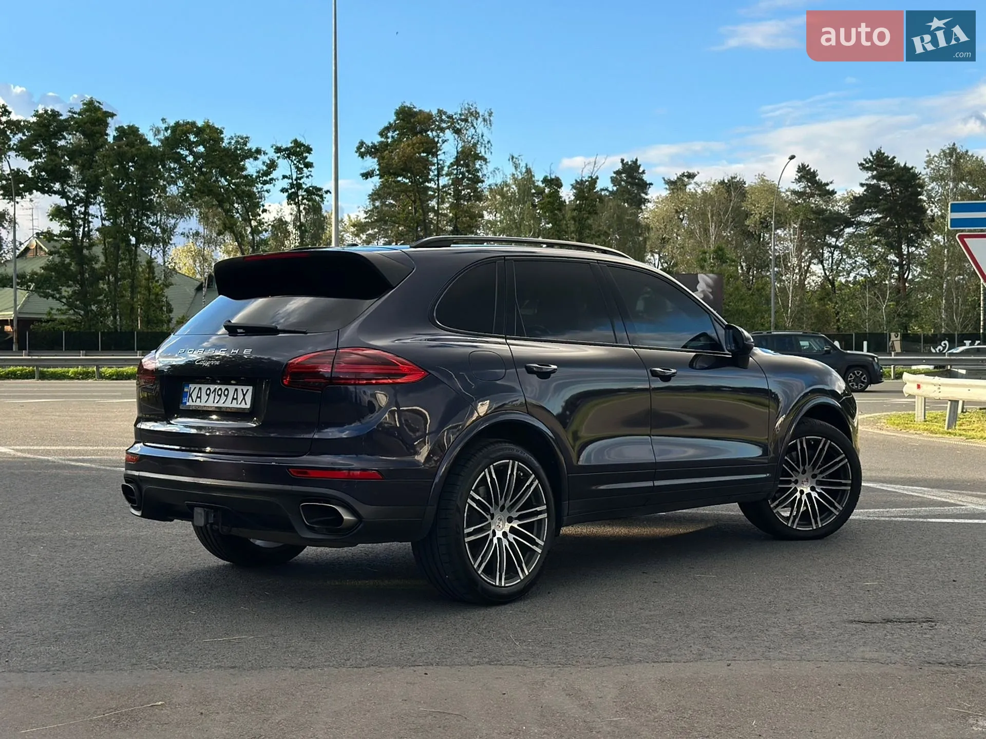 2017 Porsche Cayenne - мініатюра 8