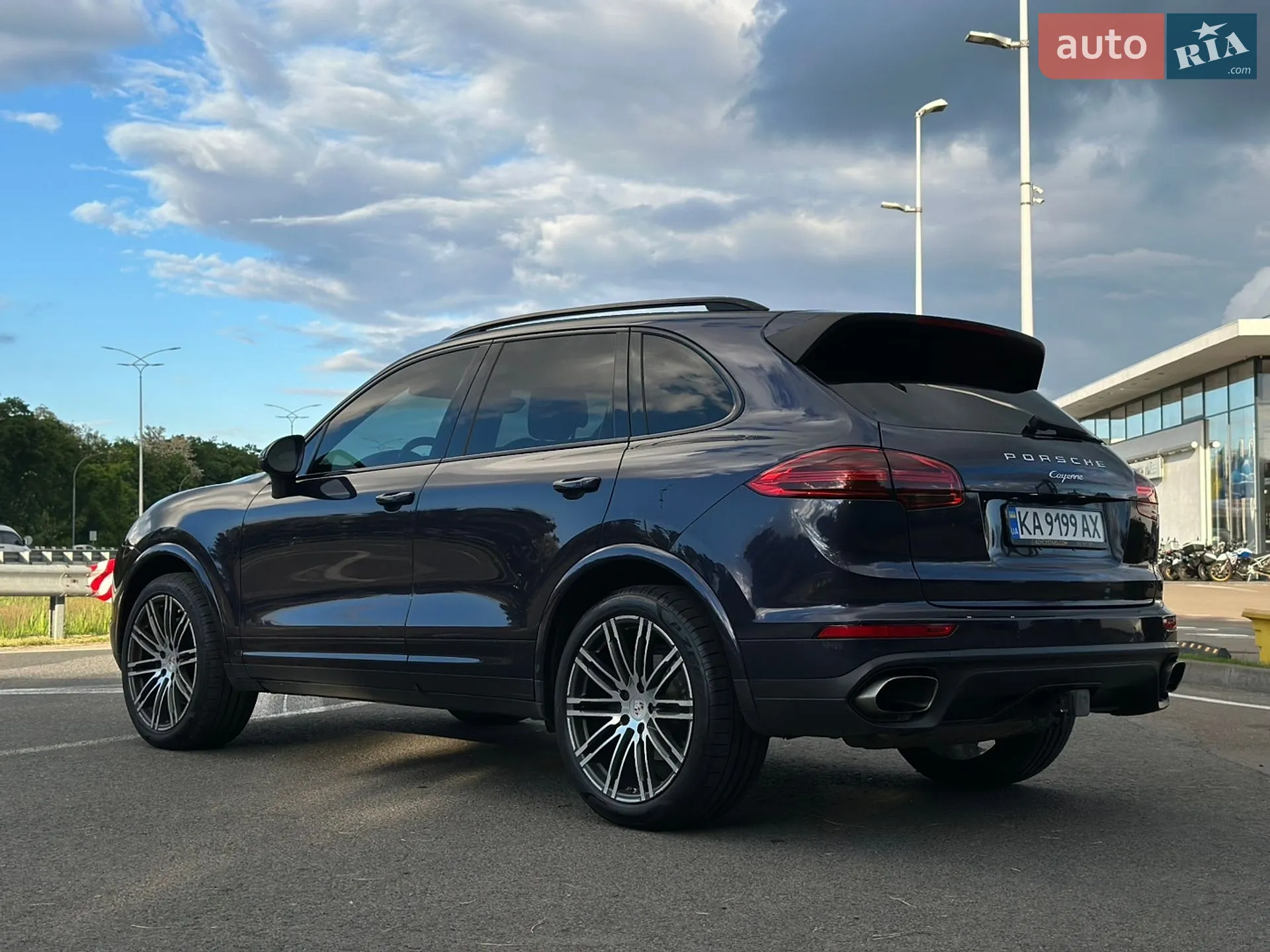 2017 Porsche Cayenne - мініатюра 6
