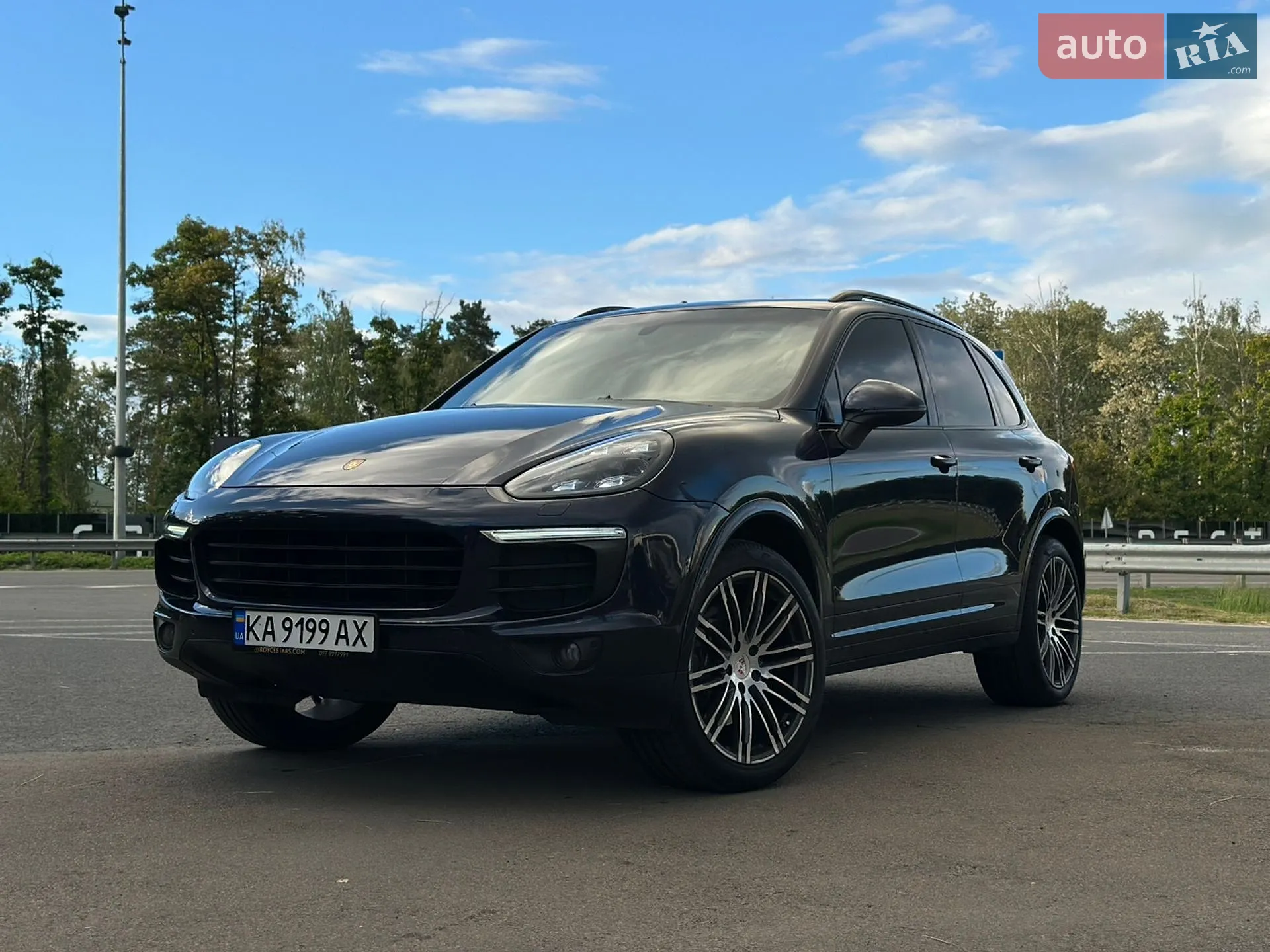 2017 Porsche Cayenne - мініатюра 3