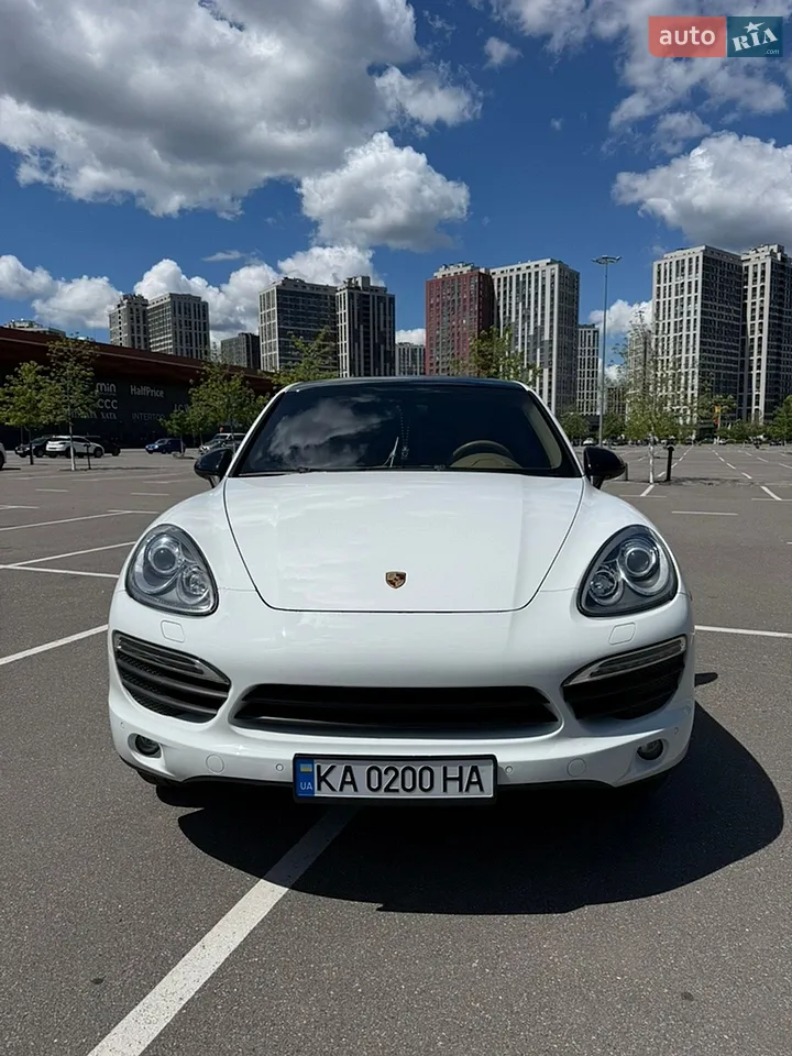 2013 Porsche Cayenne - мініатюра 23