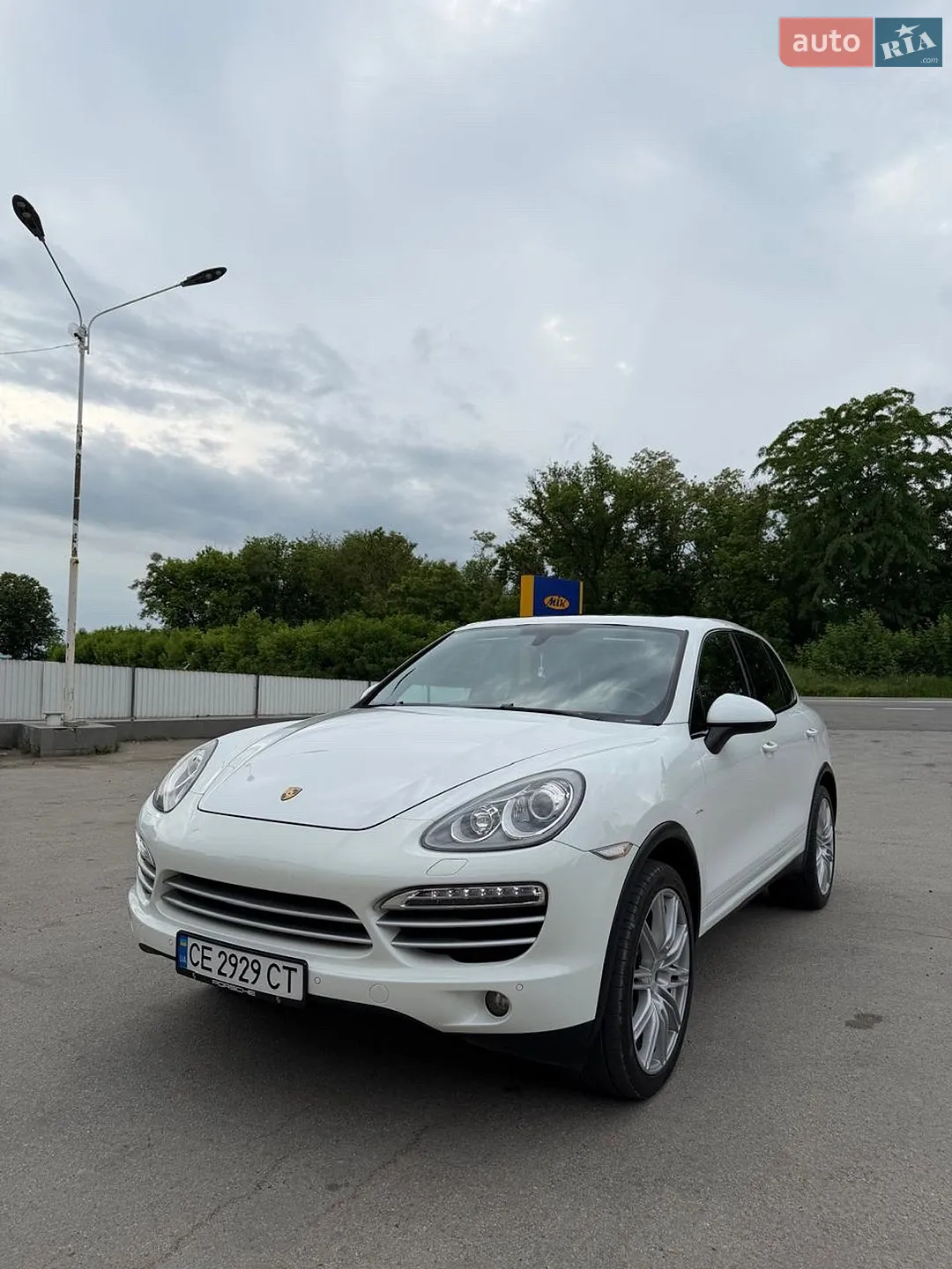 2014 Porsche Cayenne - мініатюра 2
