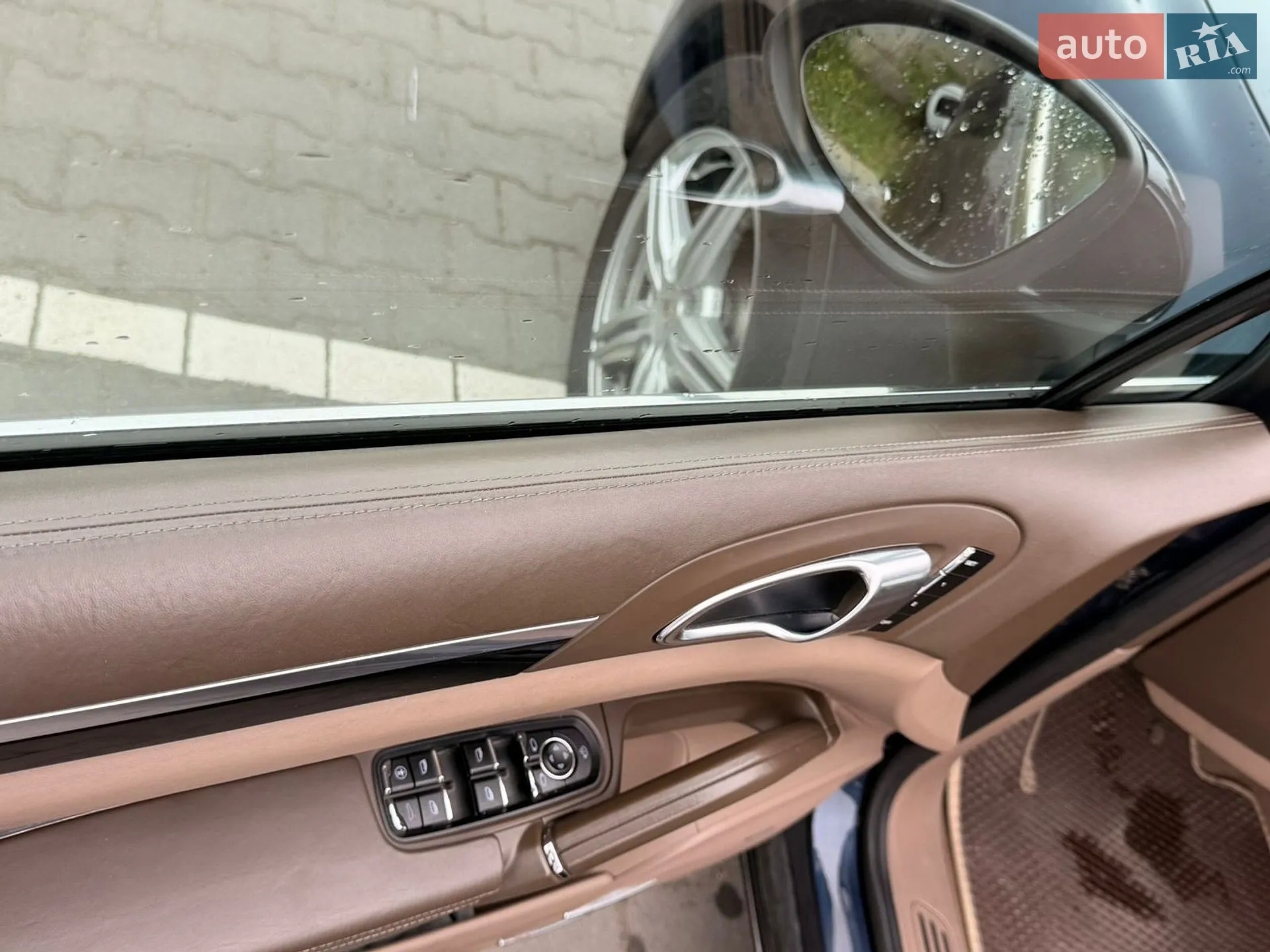 2010 Porsche Cayenne - мініатюра 39